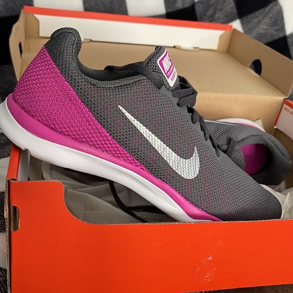 Nike in-season Tr 6 size 8 - Picture 9 of 9